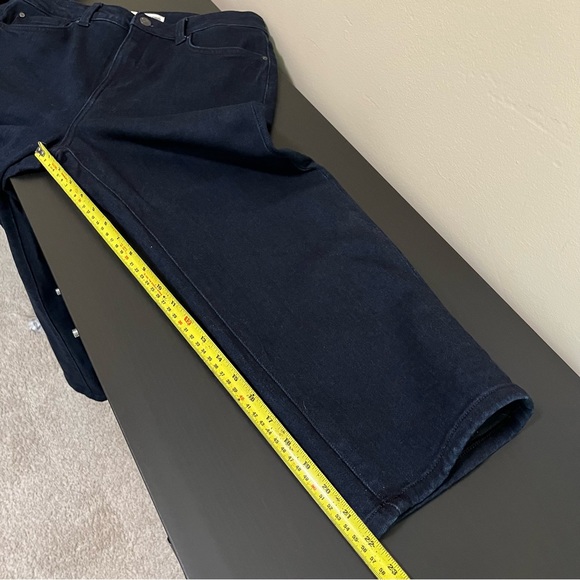 Denver Hayes High Rise Straight Crop Jean | Very Dark Wash Denim - Picture 9 of 12